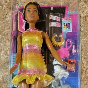 NEW IN BOX Barbie Life in the City Barbie "Brooklyn" Roberts Doll